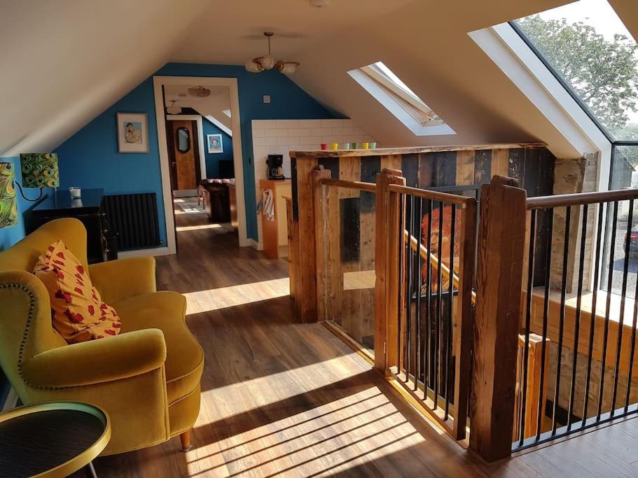 Bartholomew'S Loft At Johnsfort Raistin 外观 照片